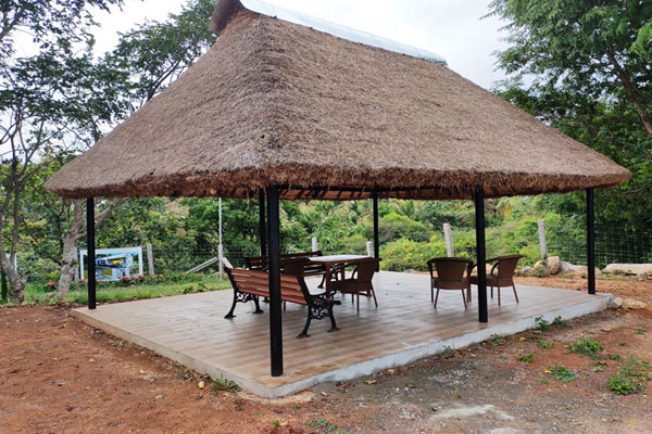 Ankur Resort Farm Plots near Bangalore: Outdoor Seating Gazebo